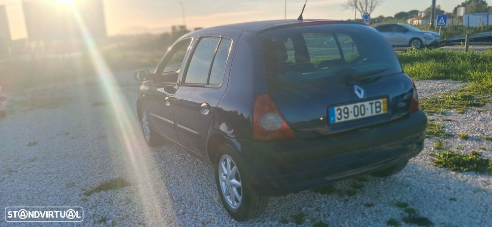 Renault Clio 1.5 dCi Expression - 4