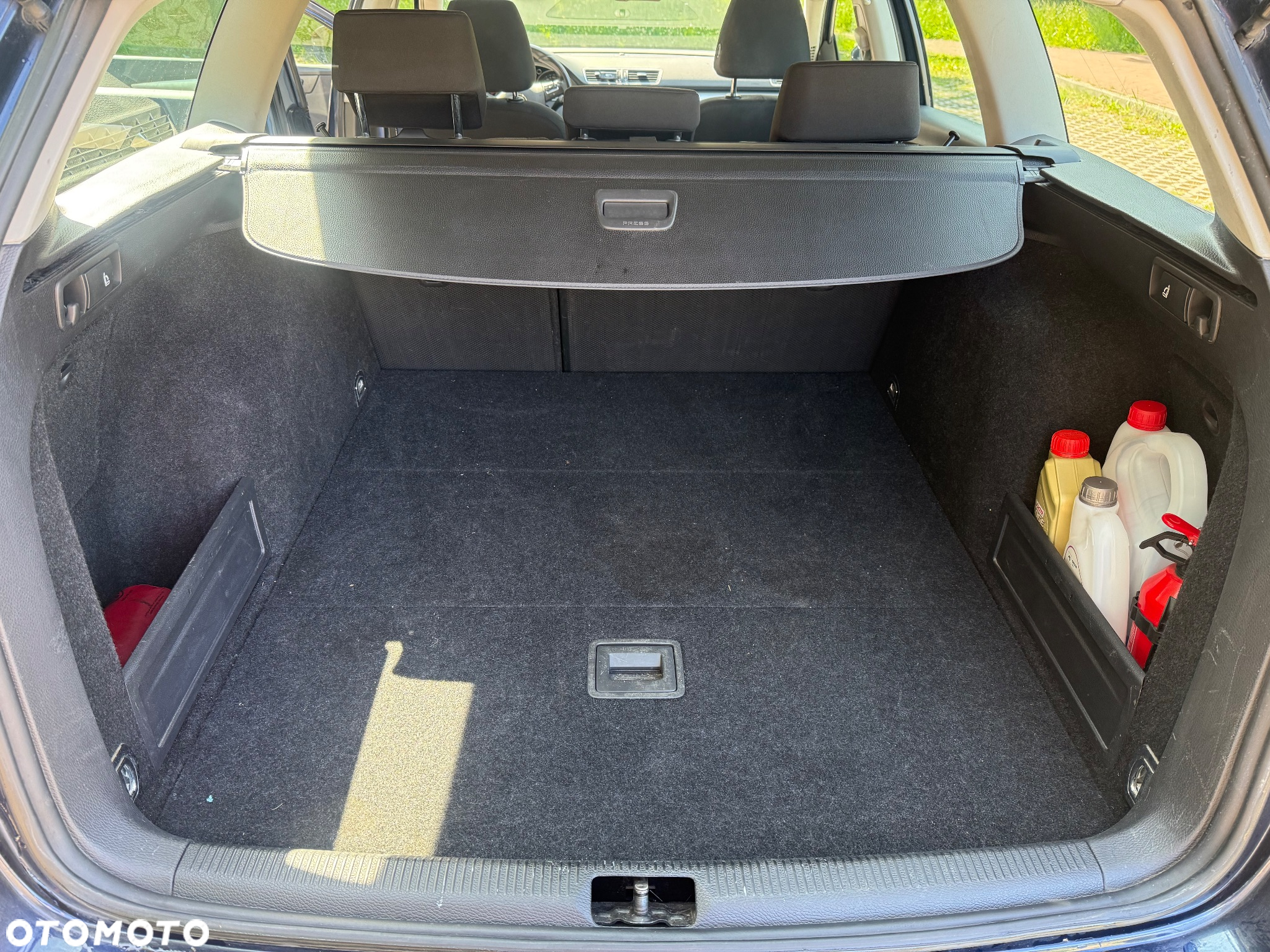 Volkswagen Passat 1.6 TDI Trendline - 9