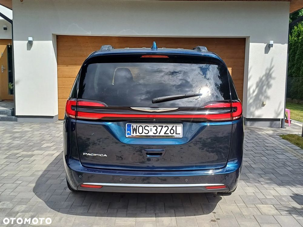 Chrysler Pacifica - 8