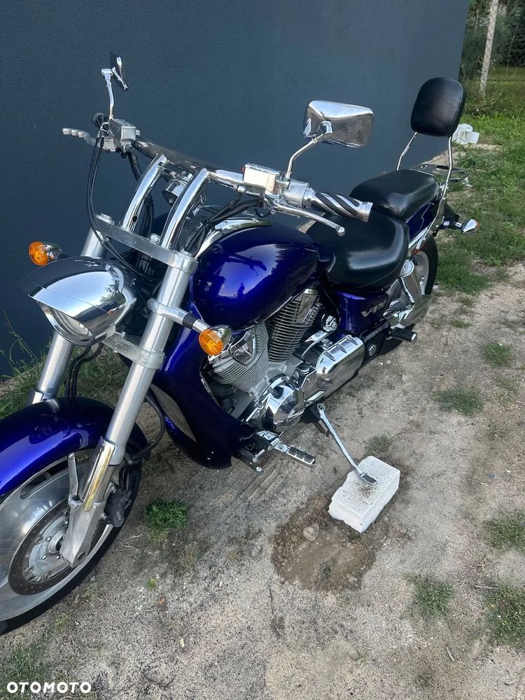 Honda VTX - 3
