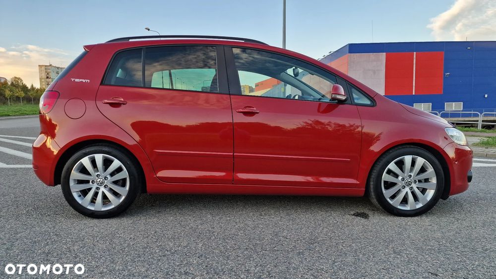Volkswagen Golf Plus - 38