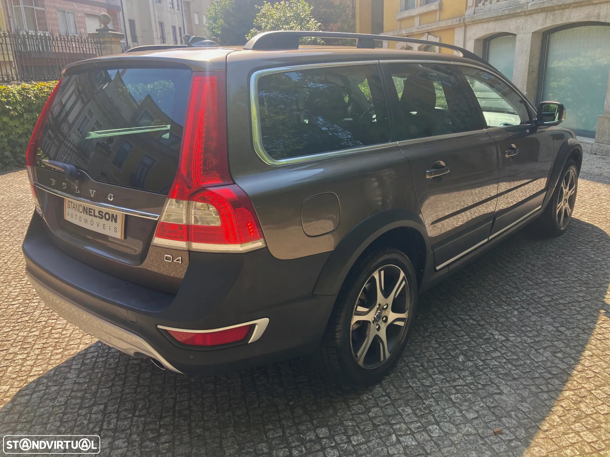 Volvo XC 70 2.0 D4 Summum - 6