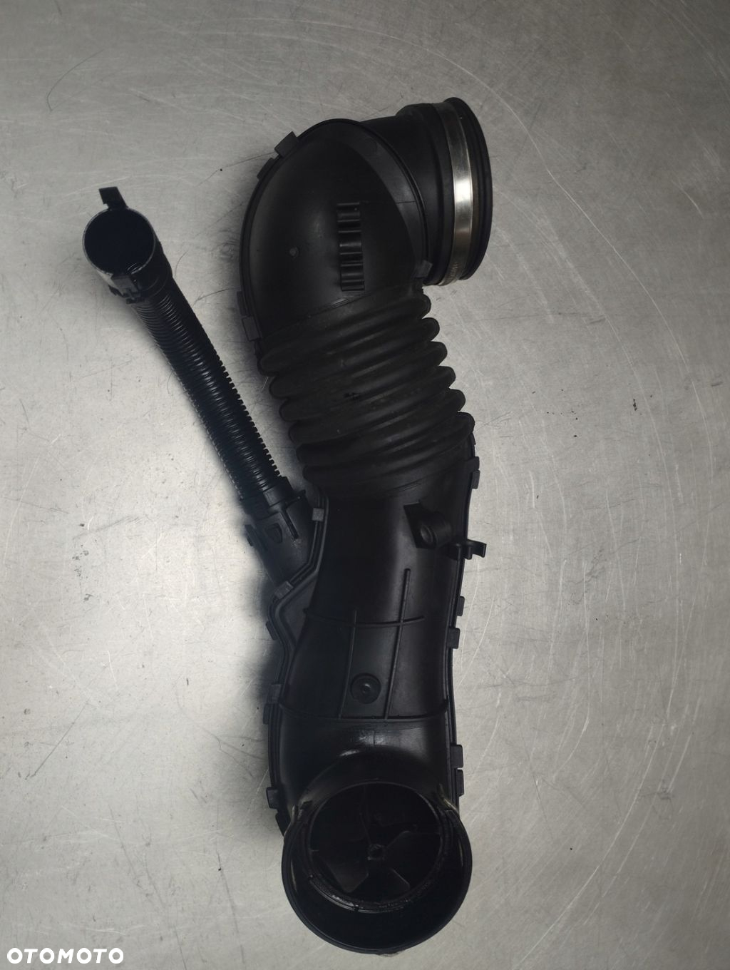 BMW E90 E91 WLOT KANAŁ POWIETRZA N47 2.0D 7810135 - 2