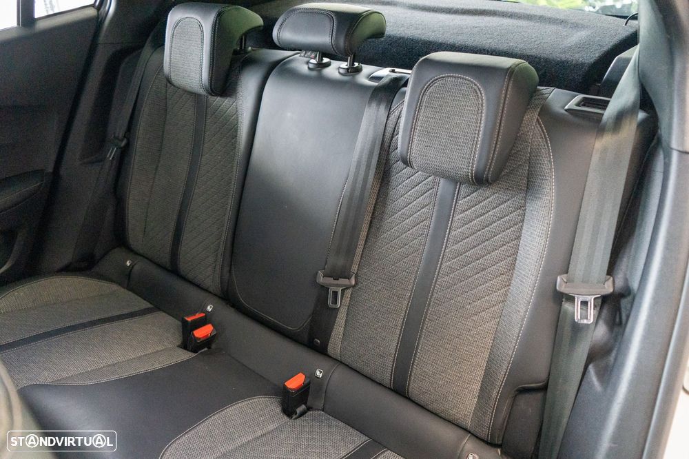 Peugeot 2008 PureTech 100 Stop&Start Allure - 8