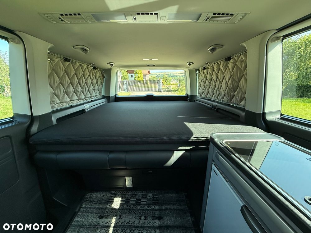 Volkswagen Multivan - 28