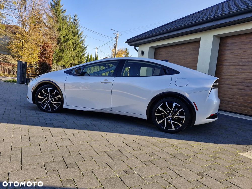 Toyota Prius - 8