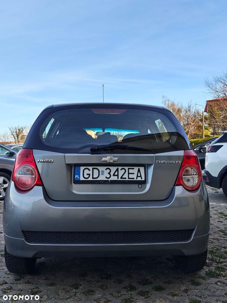 Chevrolet Aveo 1.2 16V Base / Classic - 6