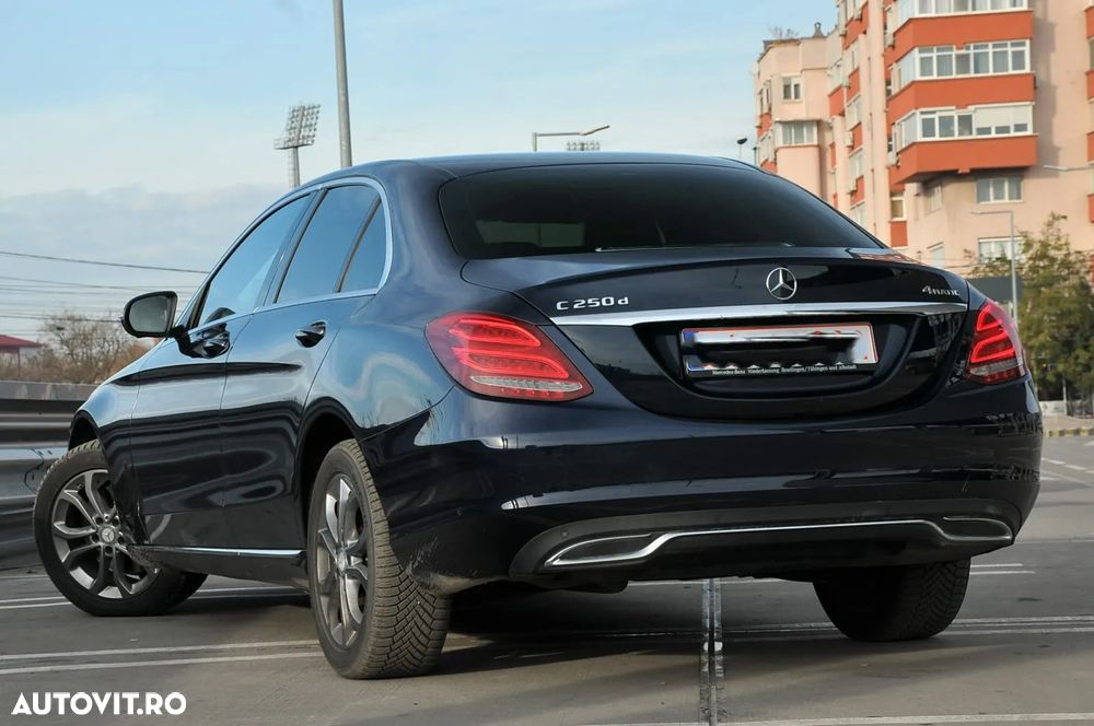 Mercedes-Benz C 250 d 4Matic 9G-TRONIC Exclusive - 6