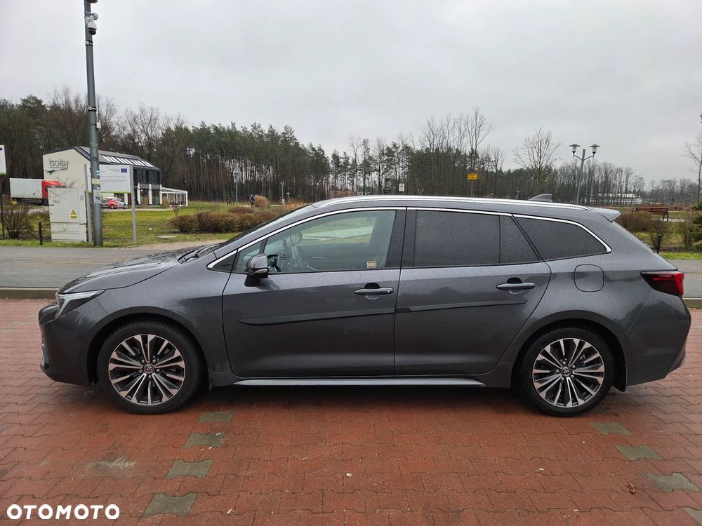 Toyota Corolla 2.0 Hybrid Style - 3