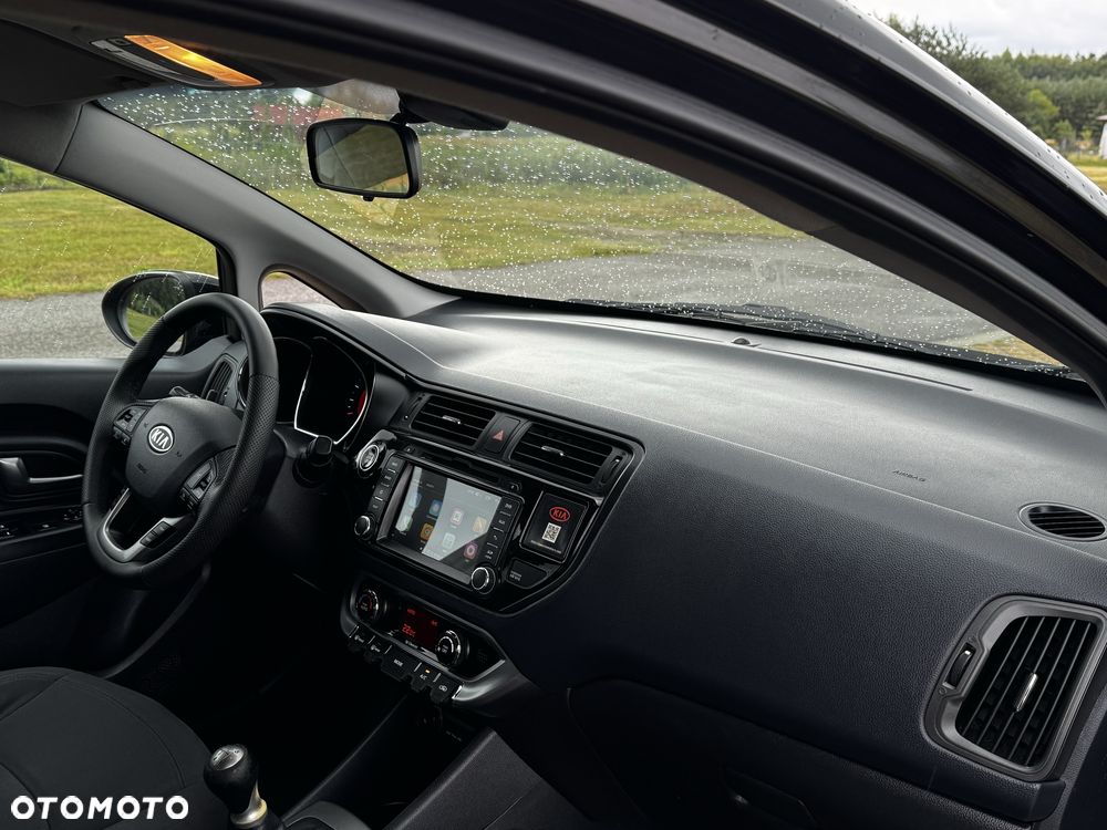 Kia Rio - 6