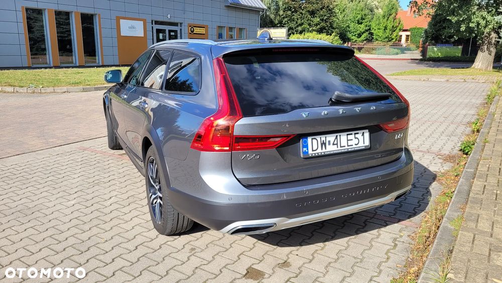 Volvo V90 Cross Country D5 SCR AWD Pro - 6