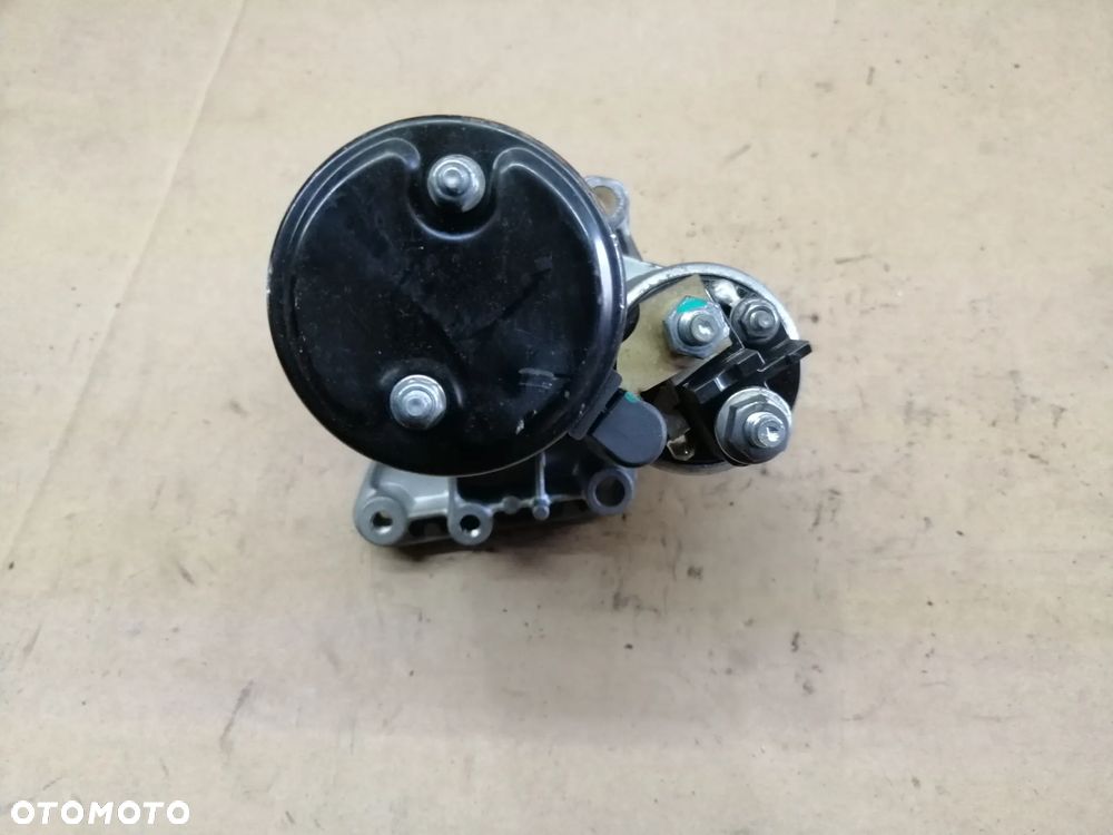 Citroen Berlingo II 1.6 HDi rozrusznik - 6