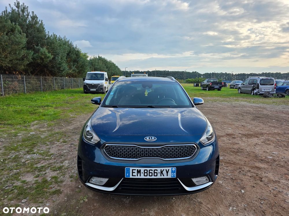 Kia Niro 1.6 GDI Hybrid M - 2