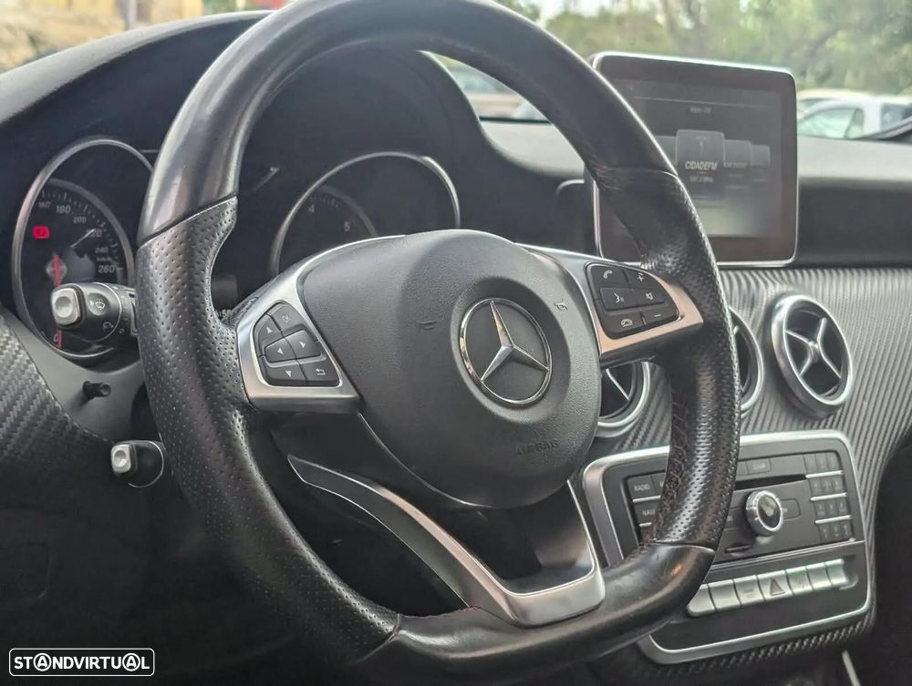 Mercedes-Benz A 200 d AMG Line Aut. - 12