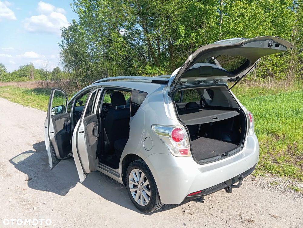 Toyota Verso 1.6 D-4D Active - 19