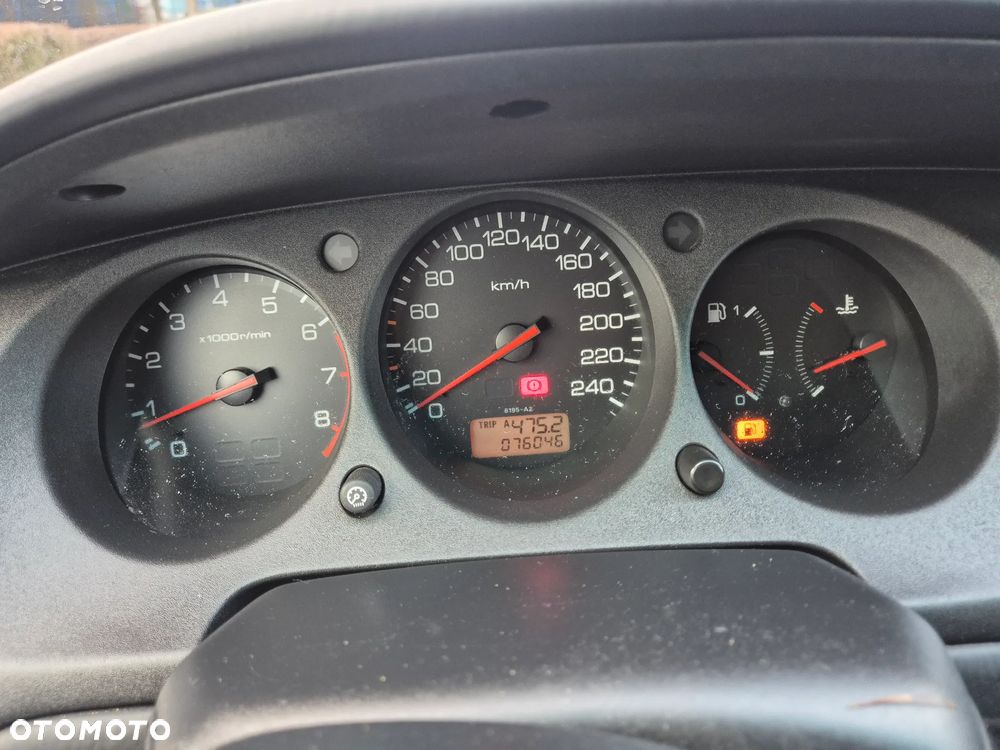 Honda Accord 1.8i LS - 18