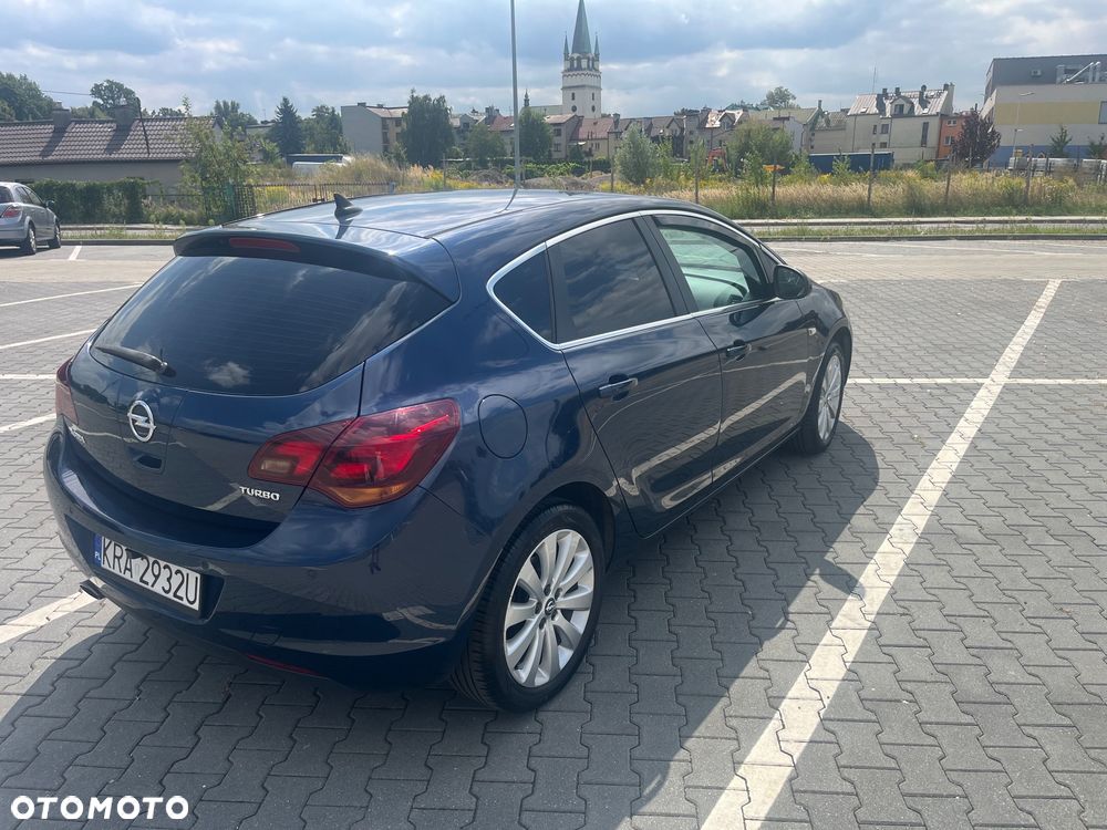 Opel Astra 1.4 Turbo Cosmo - 5
