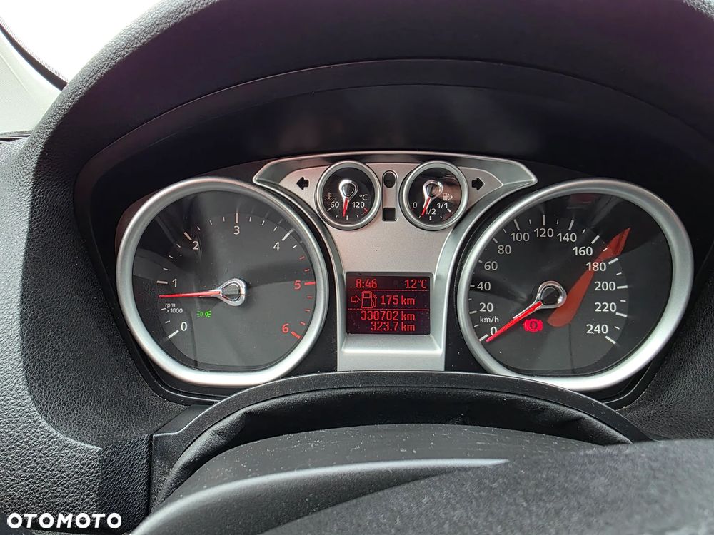 Ford Kuga 2.0 TDCi 2x4 Trend - 16