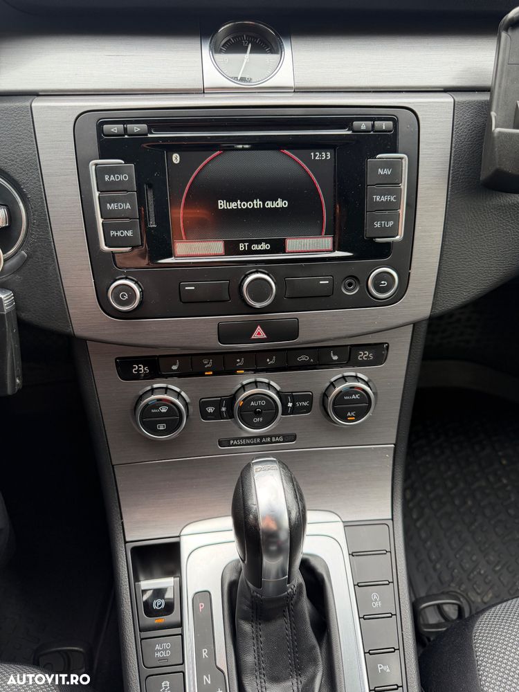 Volkswagen Passat 2.0 TDI 4Motion DPF DSG Comfortline - 14