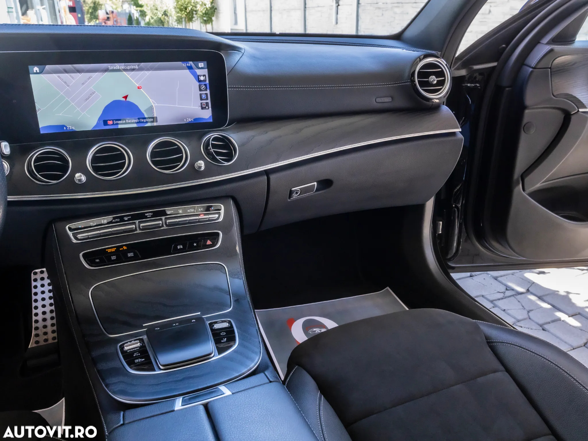 Mercedes-Benz E 300 de T 9G-TRONIC AMG Line - 19