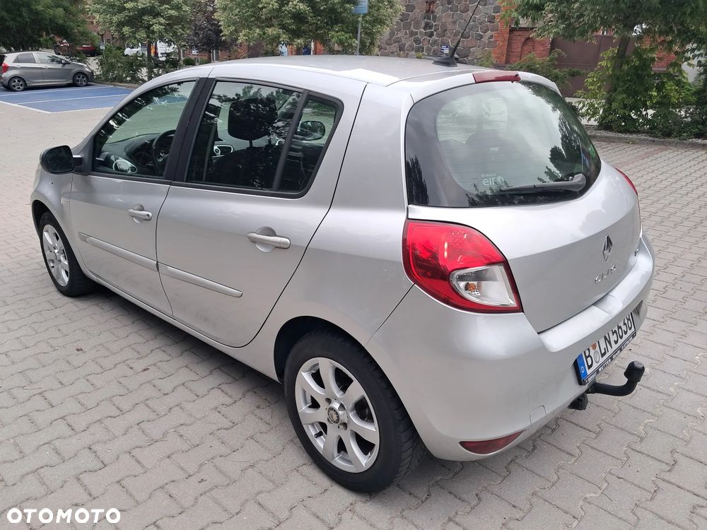 Renault Clio 1.2 TCE Authentique - 5