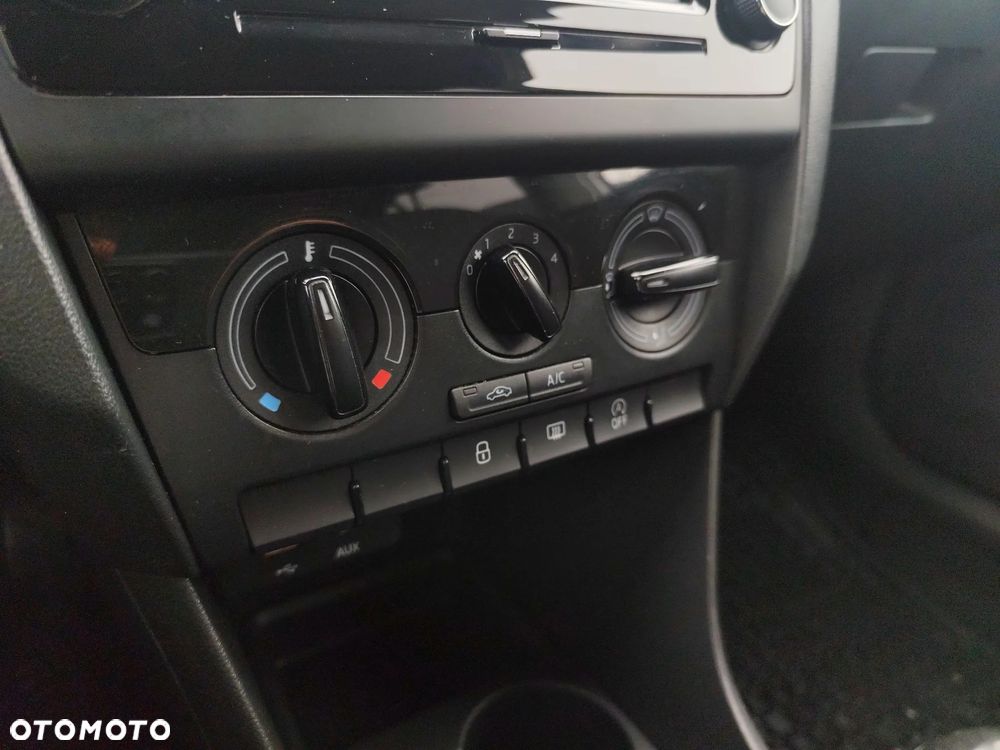 Skoda RAPID 1.4 TDI DPF Ambition - 16