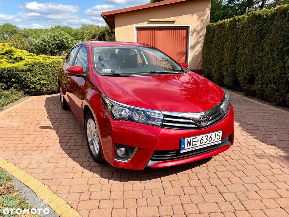 Toyota Corolla 1.6 Premium + - 9