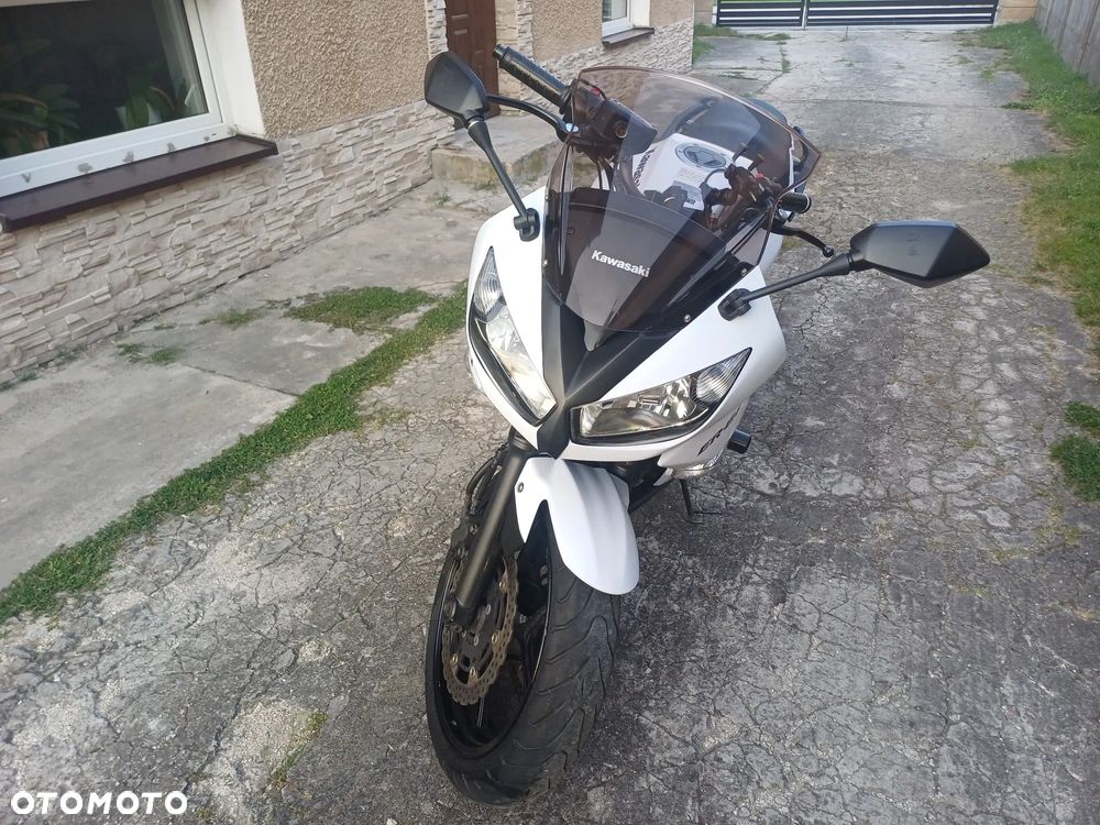 Kawasaki ER - 3