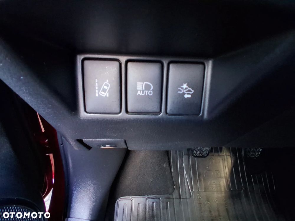 Toyota Yaris 1.5 Premium - 29