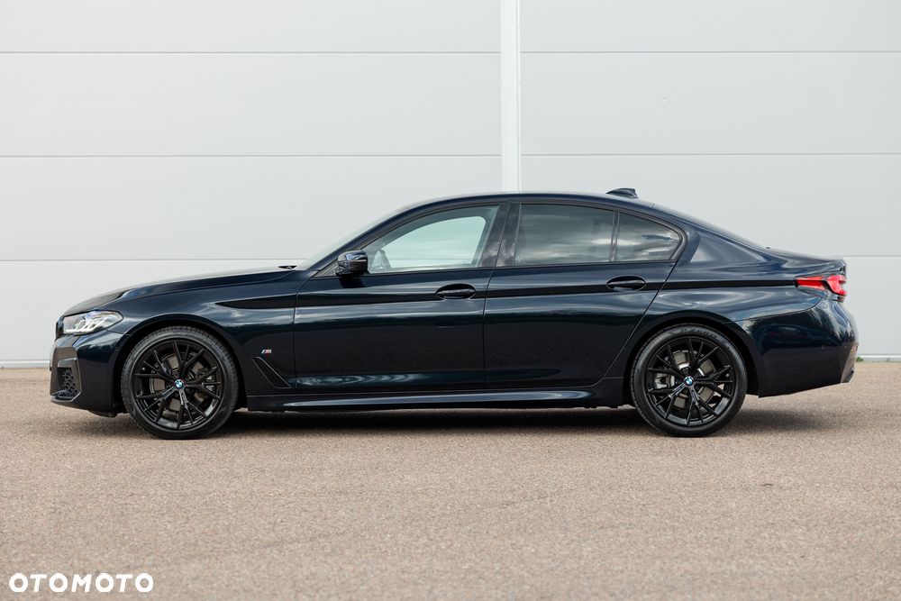 BMW Seria 5 520d xDrive MHEV M Sport sport - 8