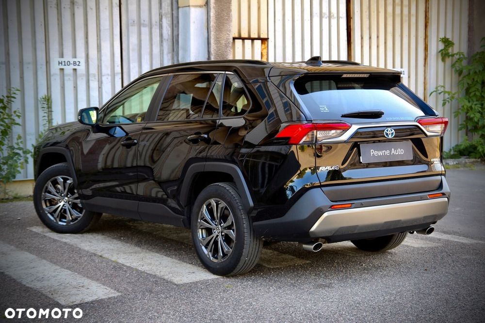 Toyota RAV4 - 8