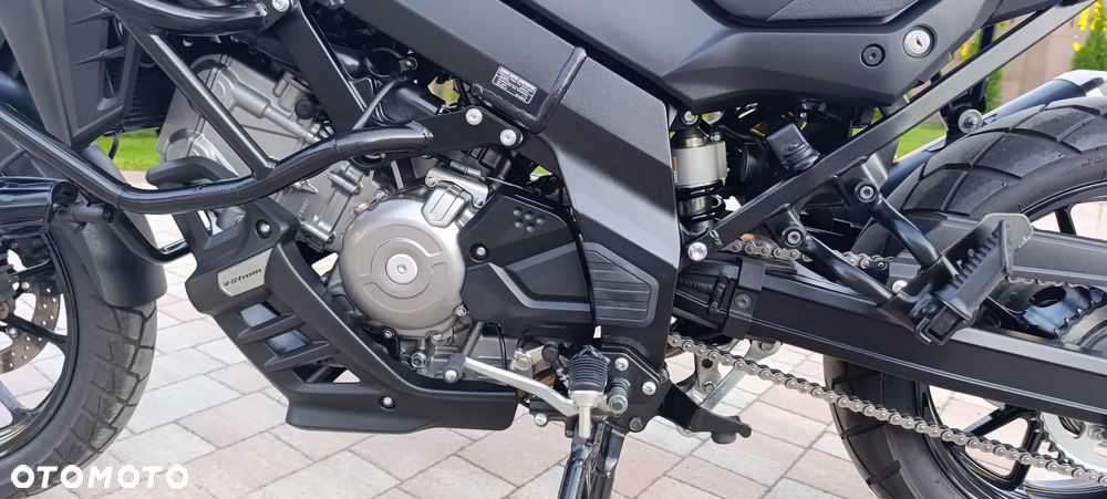 Suzuki V-STROM - 36