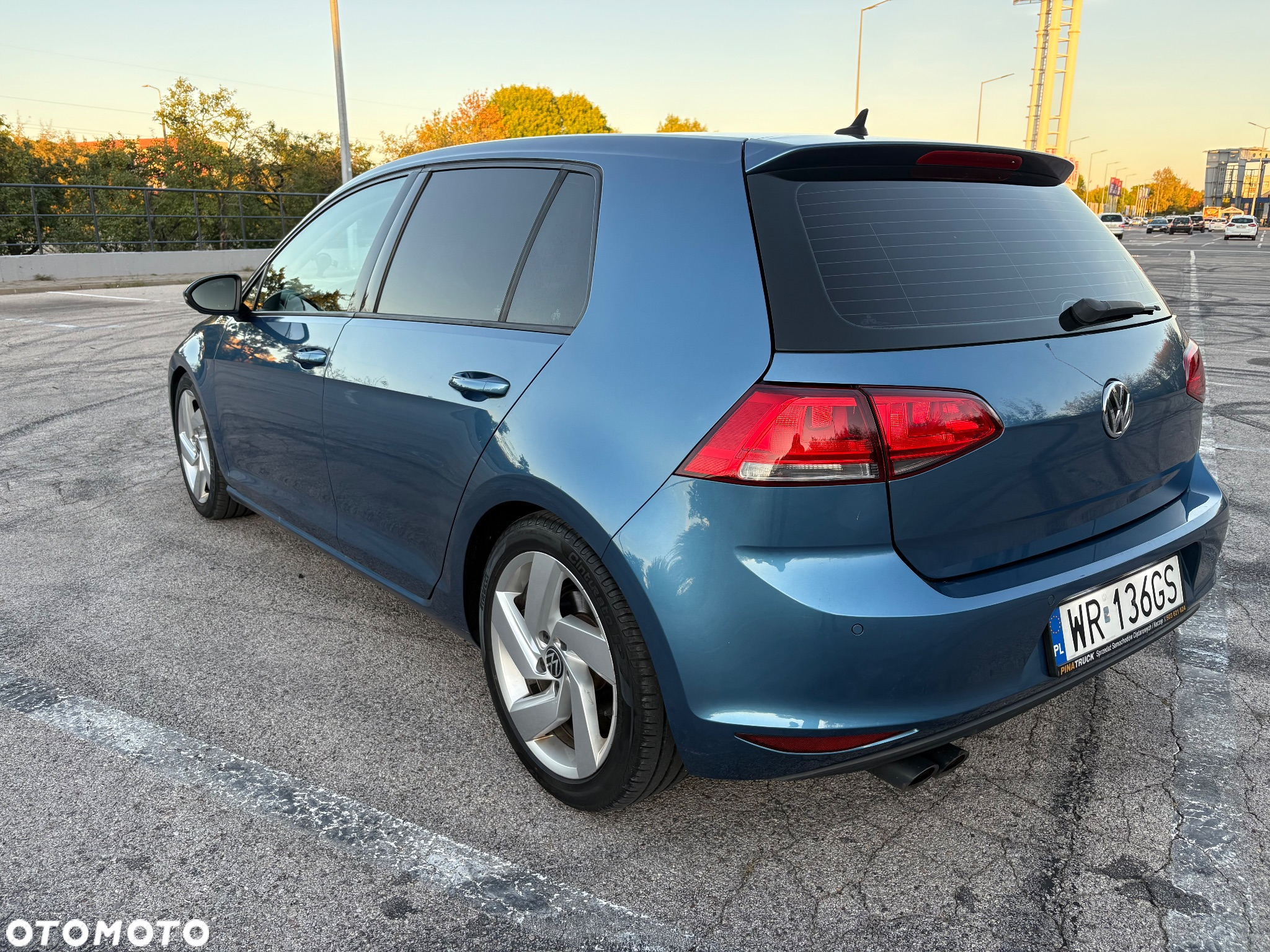 Volkswagen Golf 2.0 BlueTDI 4Motion Comfortline - 4