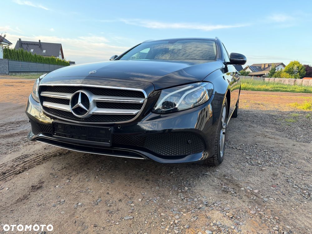 Mercedes-Benz Klasa E 220 d 9G-TRONIC Avantgarde - 4