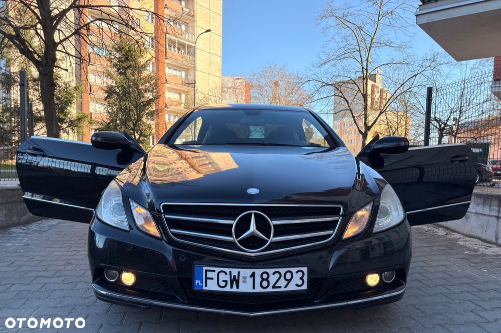 Mercedes-Benz Klasa E 250 CGI BlueEffICIENCY - 2