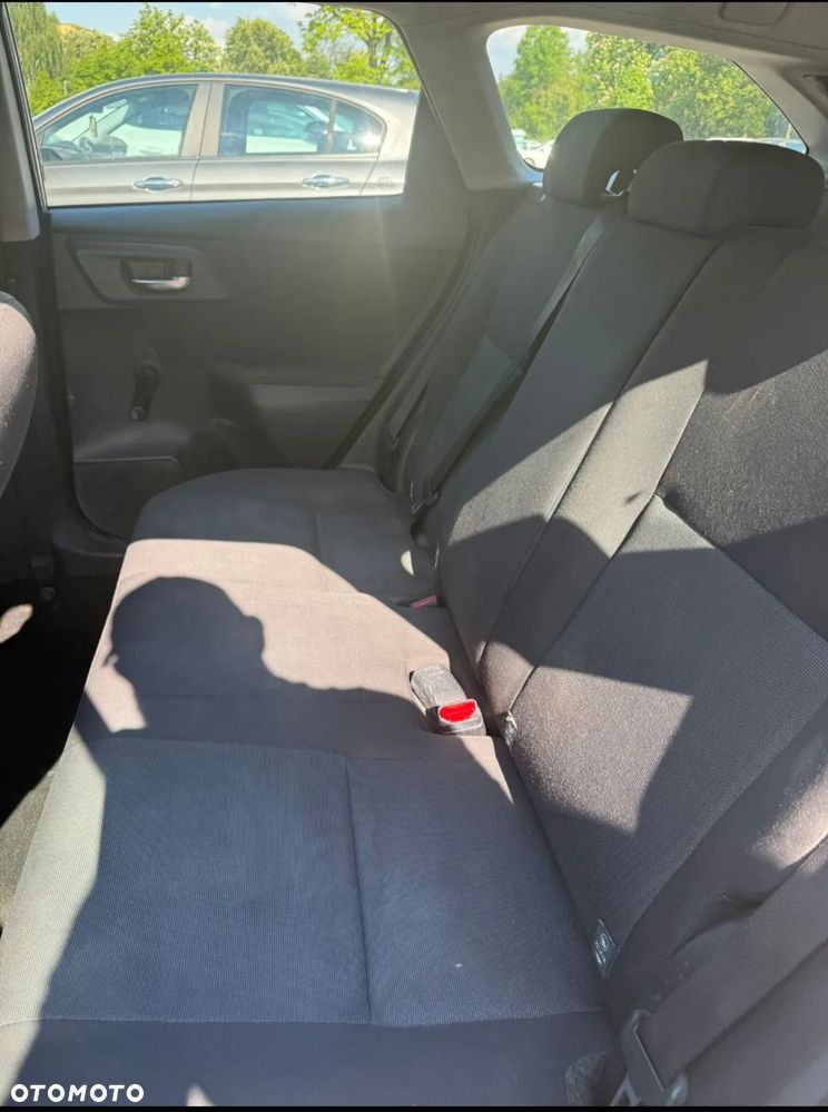 Toyota Auris 1.33 VVT-i Comfort - 7