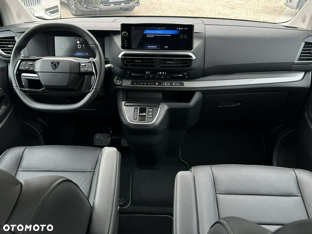 Peugeot Traveller - 25