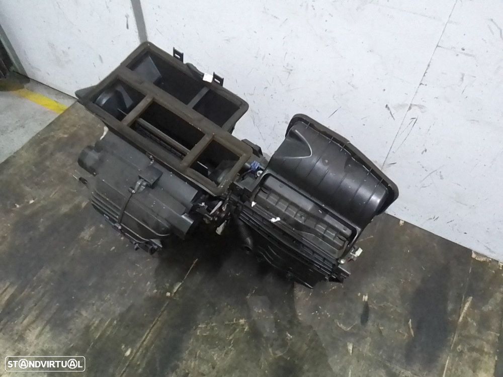 Caixa Climatização/Sofagem Completa Hyundai I30 (Fd) - 2