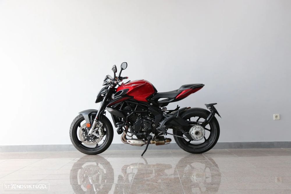 MV Agusta Brutale - 2