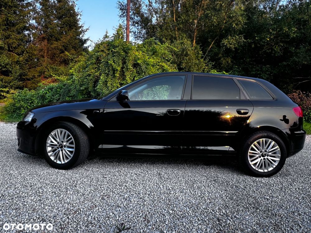 Audi A3 Sportback 1.6 Attraction - 4