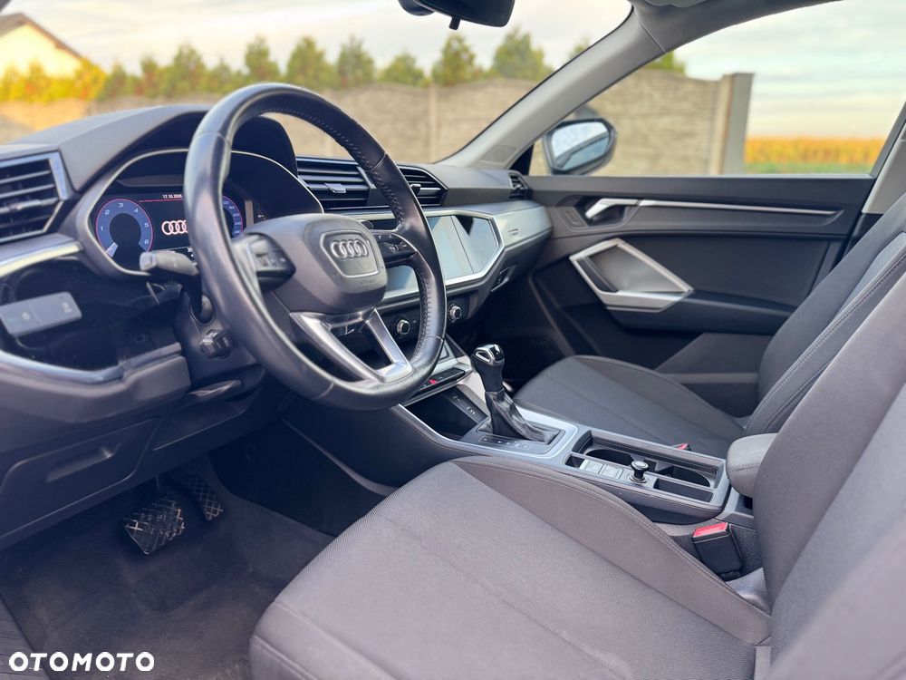 Audi Q3 - 12