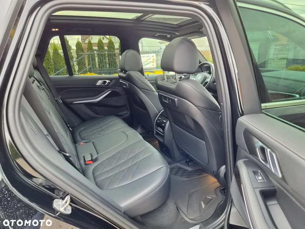 BMW X5 xDrive45e - 13