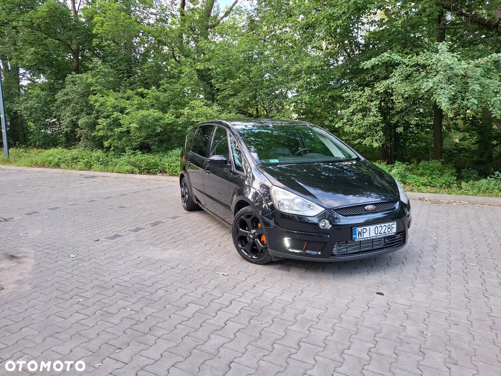 Ford S-Max - 27