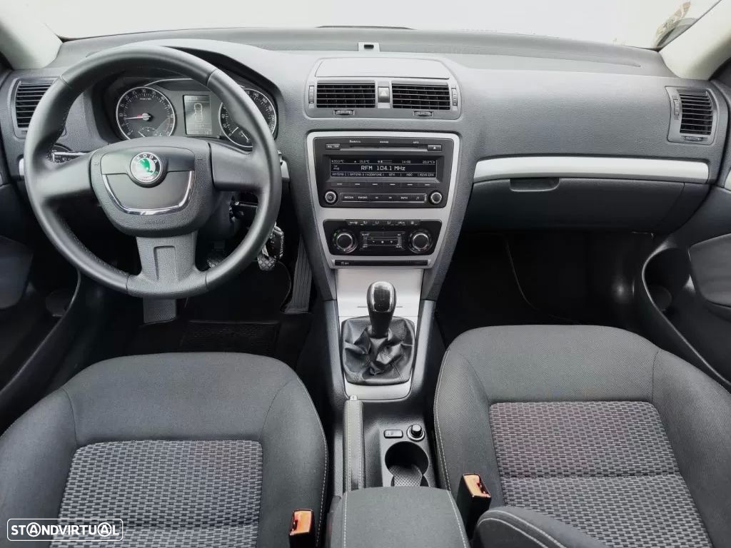 Skoda Octavia Break 1.6 TDi Sportline - 6