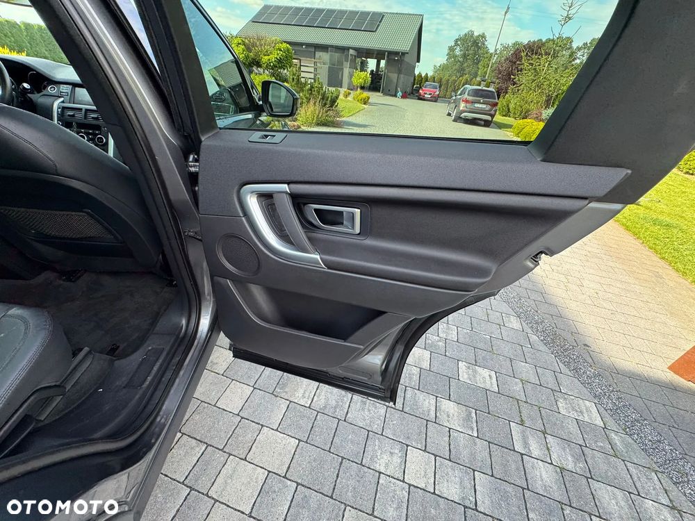 Land Rover Discovery Sport D150 R-Dynamic HSE - 26