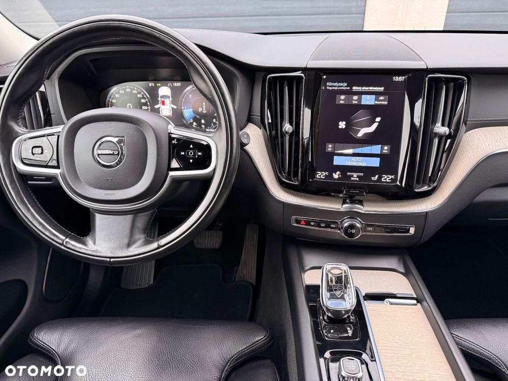 Volvo XC 60 B4 D Geartronic Inscription - 25