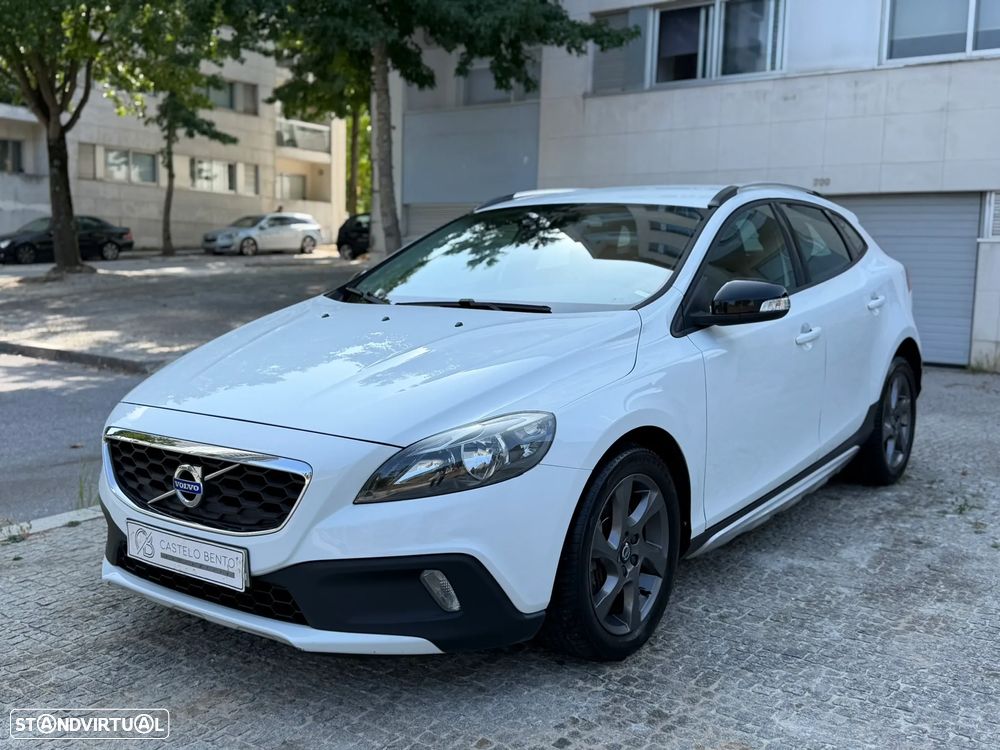 Volvo V40 Cross Country 2.0 D2 Summum - 1