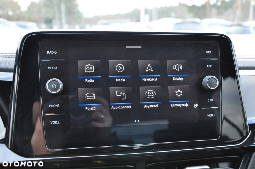 Volkswagen T-Roc - 17