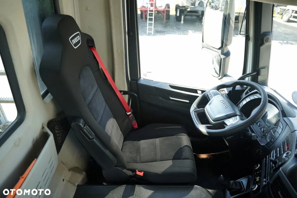 Iveco X- WAY 480 / 8x4 / WYWROTKA TYLNOZSYPOWA - 5,6 M / HYDROKLAPA / OPONY 100% / EURO 6 - 29