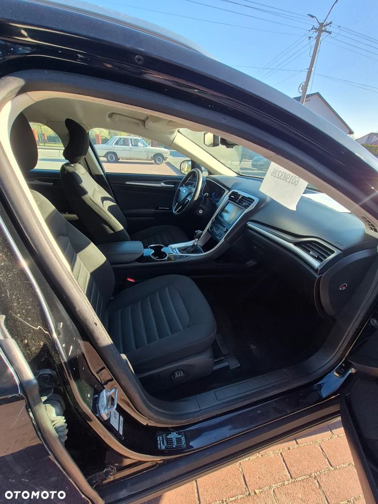 Ford Mondeo - 8
